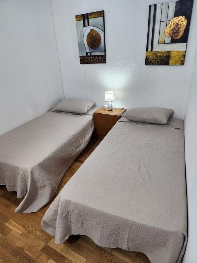 Hostel Pepe Viajes Madrid Exterior photo