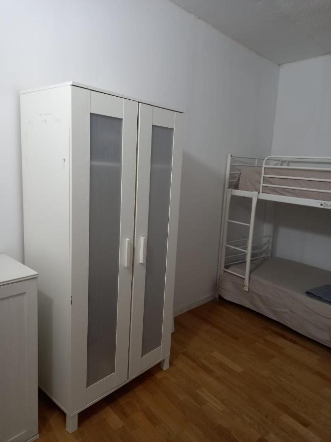 Hostel Pepe Viajes Madrid Exterior photo