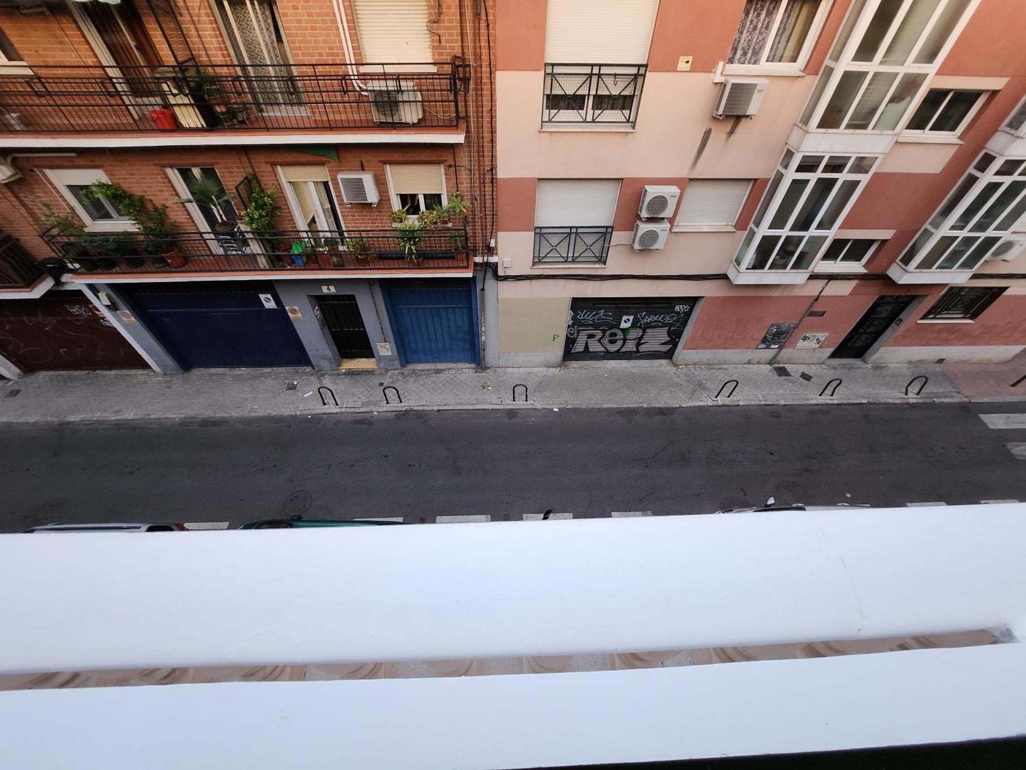 Hostel Pepe Viajes Madrid Exterior photo